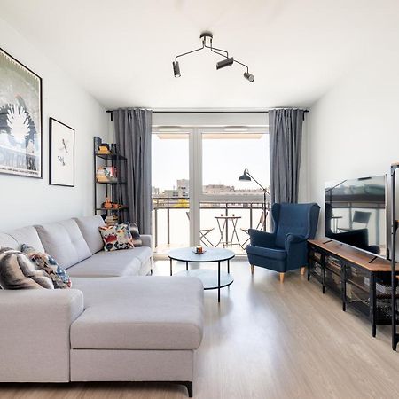 Owsiana 9 - Modern Designed Apartment With Balcony By Noclegi Renters Varšava Exteriér fotografie
